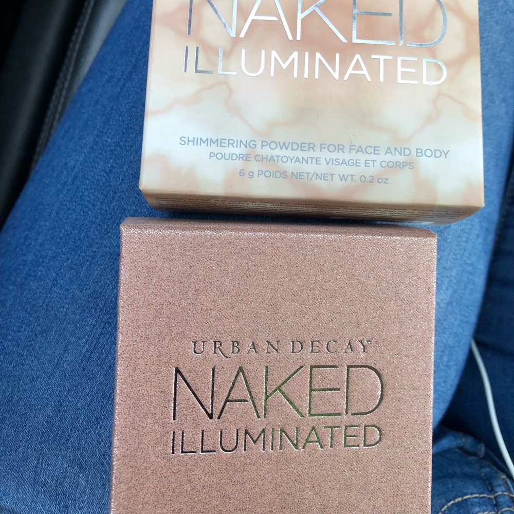 Naked illuminating shimmering powder